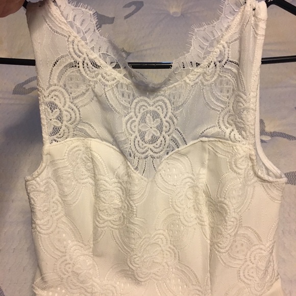 Above knee length dress - Picture 2 of 4